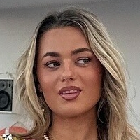 Guusje Willemse Çıplak