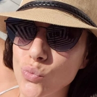 Hadar Simon Çıplak