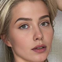 Hannah Jansen Çıplak