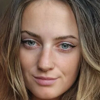 Hot Girl Meg Çıplak