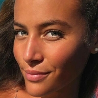 Illana Barry Çıplak