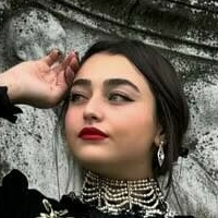 Ines Abdelli Çıplak