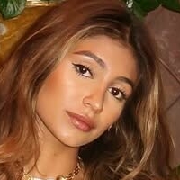 Isabella Patel Çıplak