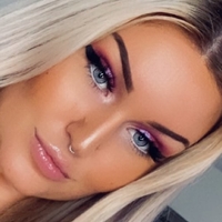 iScreamQueen Çıplak