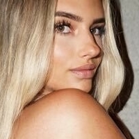 Jenny Mai Çıplak