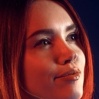 Julia Filament Çıplak