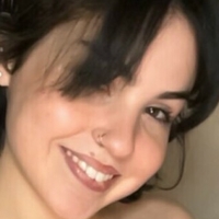 Julia Maeve Çıplak