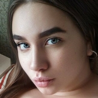 Julia Missi Çıplak