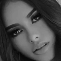 Juliana Vega (model) Çıplak