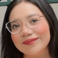 Karen Flores Çıplak