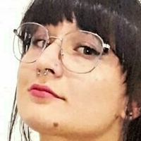 karenyhc Çıplak