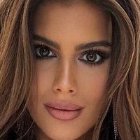 Katharina Nahlik Çıplak