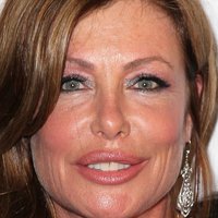 Kelly LeBrock Çıplak