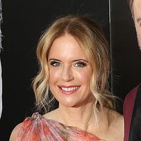 Kelly Preston Çıplak