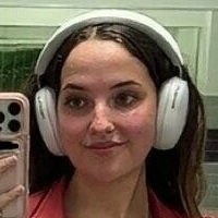 kiarakissesx Çıplak