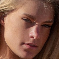 Krista Marie Çıplak