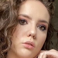 Laura Earnesty Çıplak