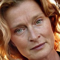 Lena Endre Çıplak