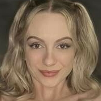 Lilly grips Çıplak