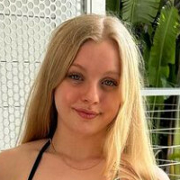 Lilly May Çıplak