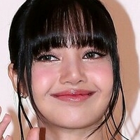 Lisa Blackpink Çıplak