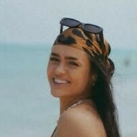 Lisel Kurzius Çıplak