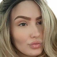 Lívia Queiroz Çıplak