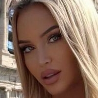 Lorra Sophie Çıplak