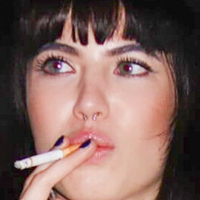 Lotta.m Çıplak