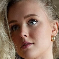 Luisa Tabbert Çıplak