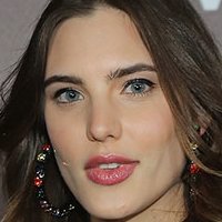 Macarena Achaga Çıplak