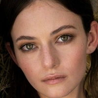 Mackenzie Foy Çıplak