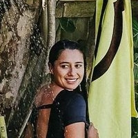 Malia Manuel Çıplak