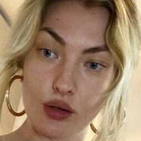 Maralin Ren Çıplak
