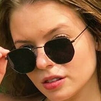 Mariana Pignatti Çıplak