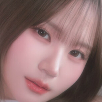 Maxim Korea Çıplak