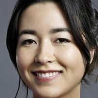 Maya Erskine Çıplak