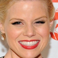 Megan Hilty Çıplak