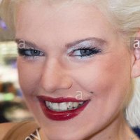 Melanie Mueller Çıplak