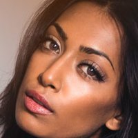 Melinda Shankar Çıplak