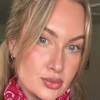 Mikaela Reidy Çıplak