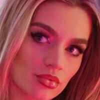 Mikenna Çıplak