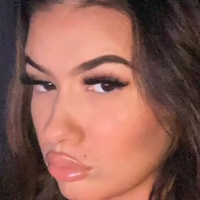 Milana Loginova Çıplak