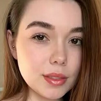 MyelliQueen Çıplak