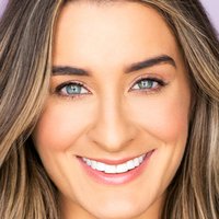 Nicole Travolta Çıplak