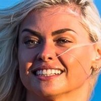 Oksana Platero Çıplak