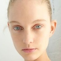 Patricia van der Vliet Çıplak