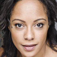 Rosalind Eleazar Çıplak