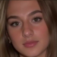 Ryliexo Çıplak