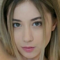 school_girllexi Çıplak